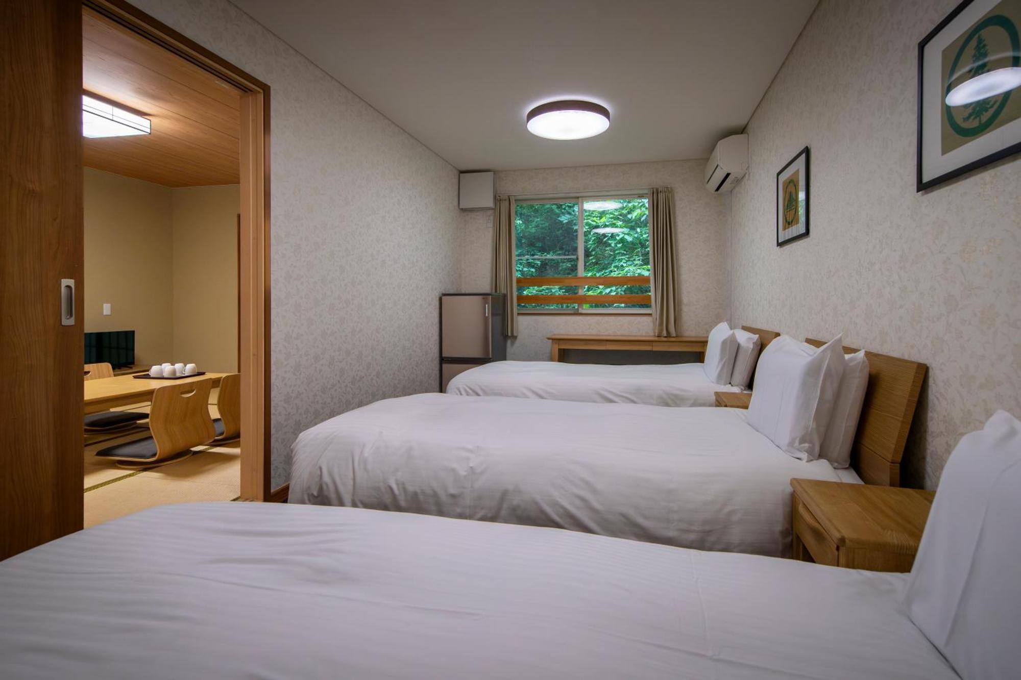 Bself Fuji Onsen Villa Fujiyoshida Eksteriør bilde